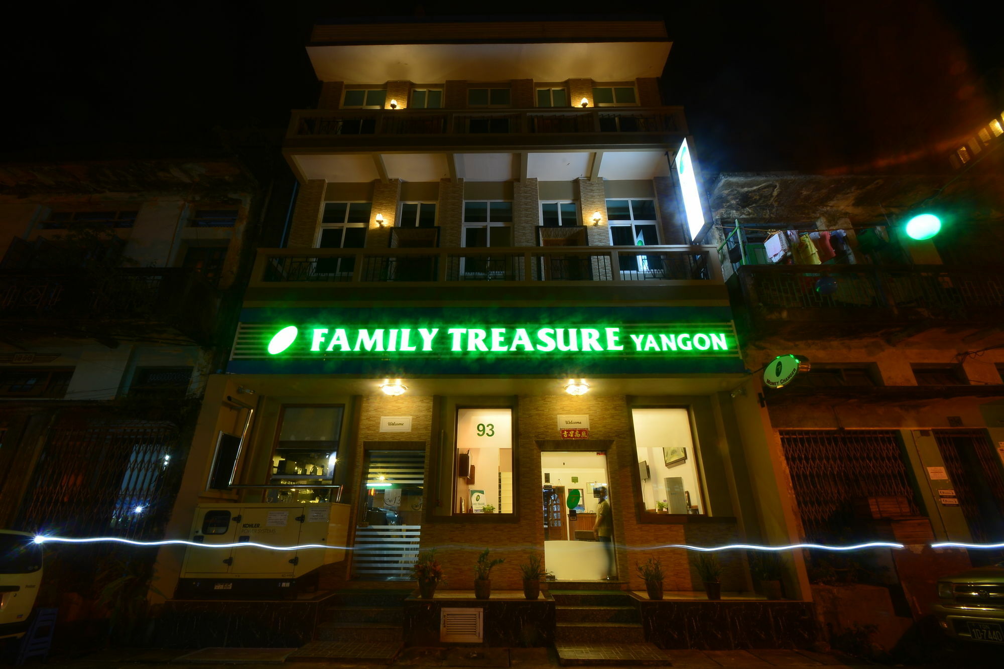 Hotel Family Treasure Rangún Exteriér fotografie